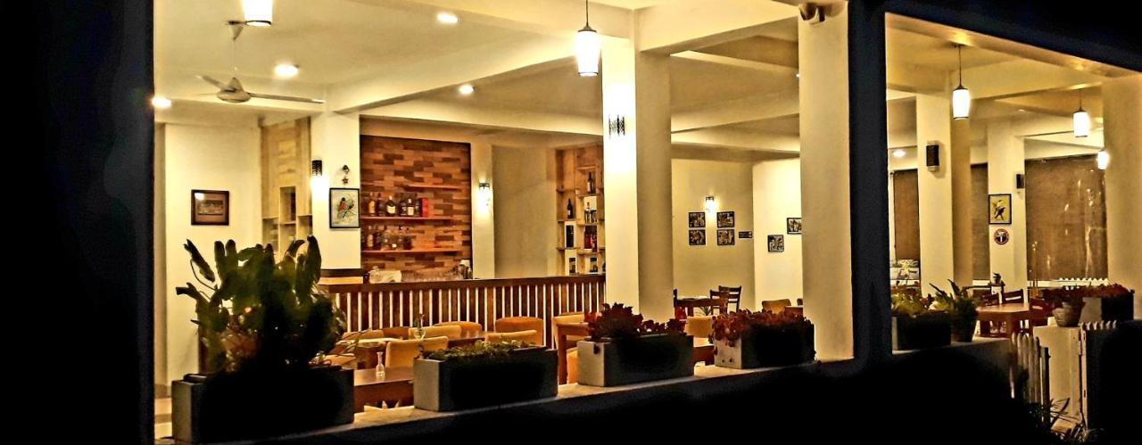 Kandy Rivers Edge Nature Resort Bagian luar foto