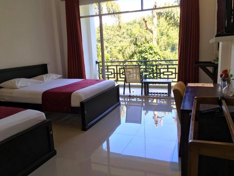 Kandy Rivers Edge Nature Resort Bagian luar foto