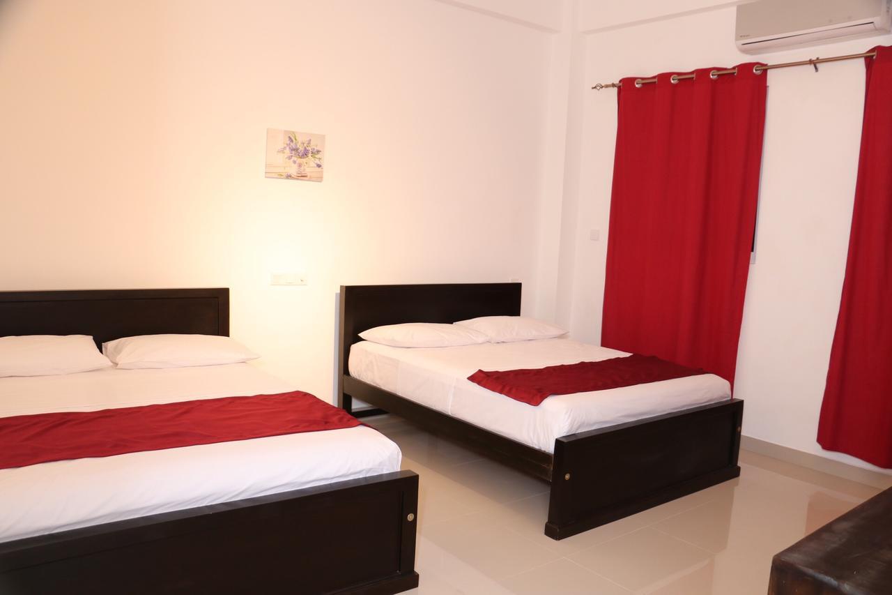 Kandy Rivers Edge Nature Resort Bagian luar foto